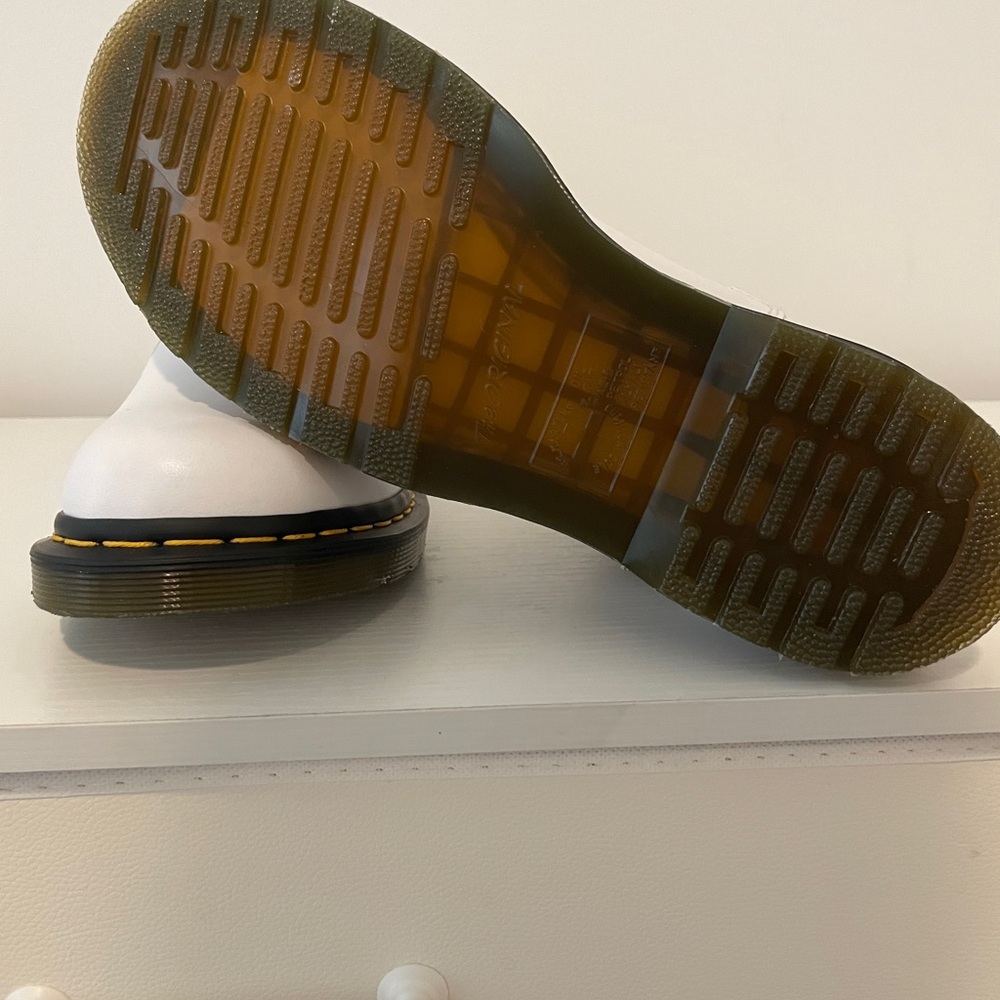 White Docs - image 5